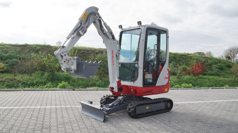 Koparka kompaktowa TAKEUCHI TB 320